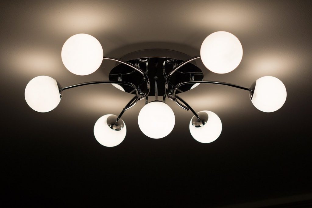 lampadario con sfere