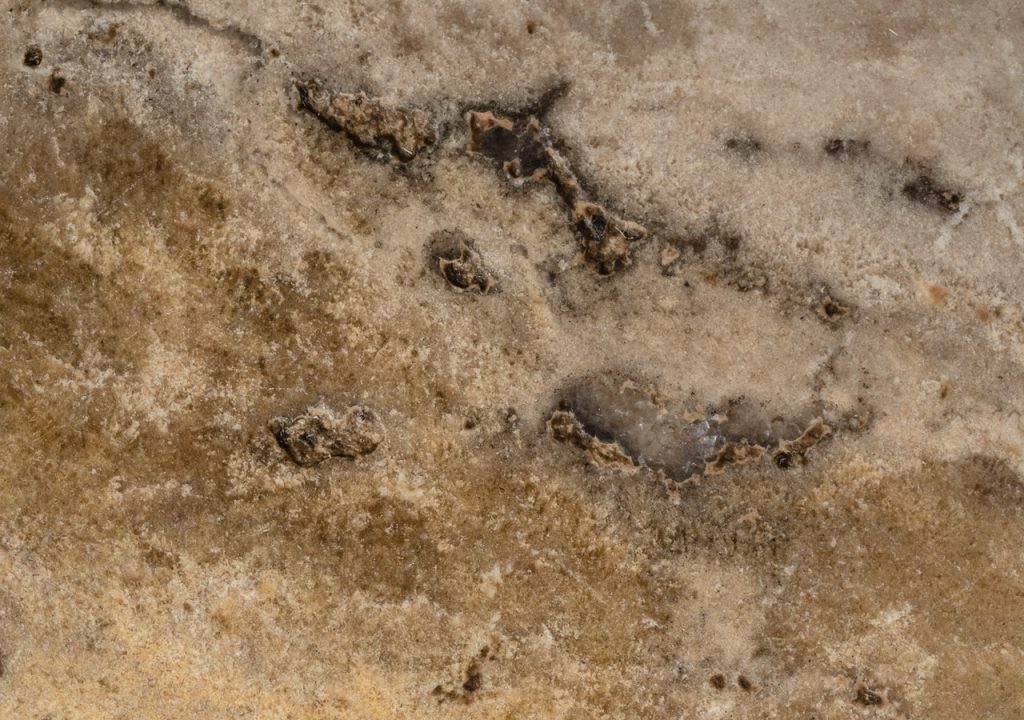 Marmo scuro
